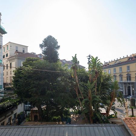 Well Suites - Piazza Dei Martiri Napoli Eksteriør billede