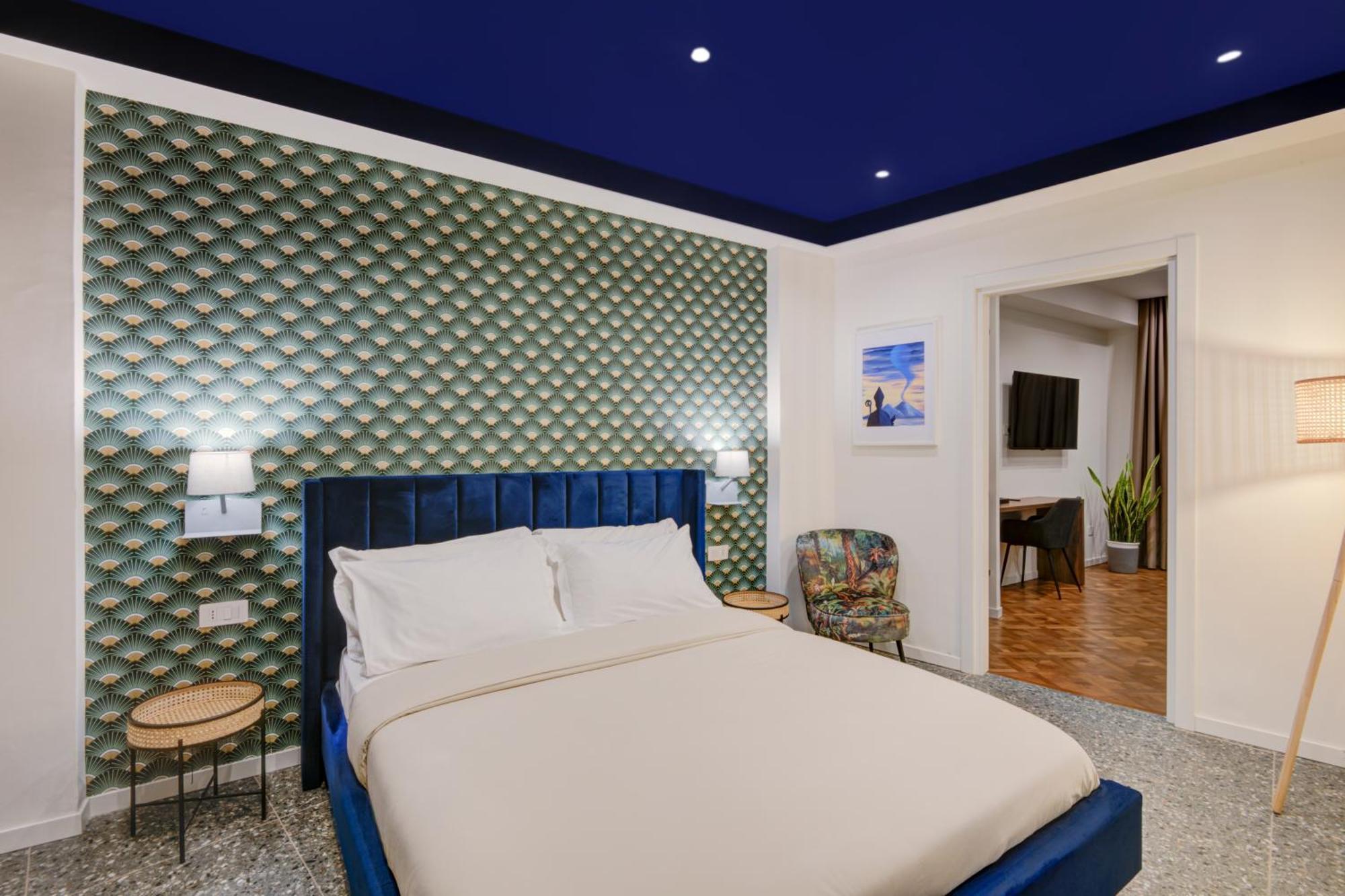 Well Suites - Piazza Dei Martiri Napoli Eksteriør billede