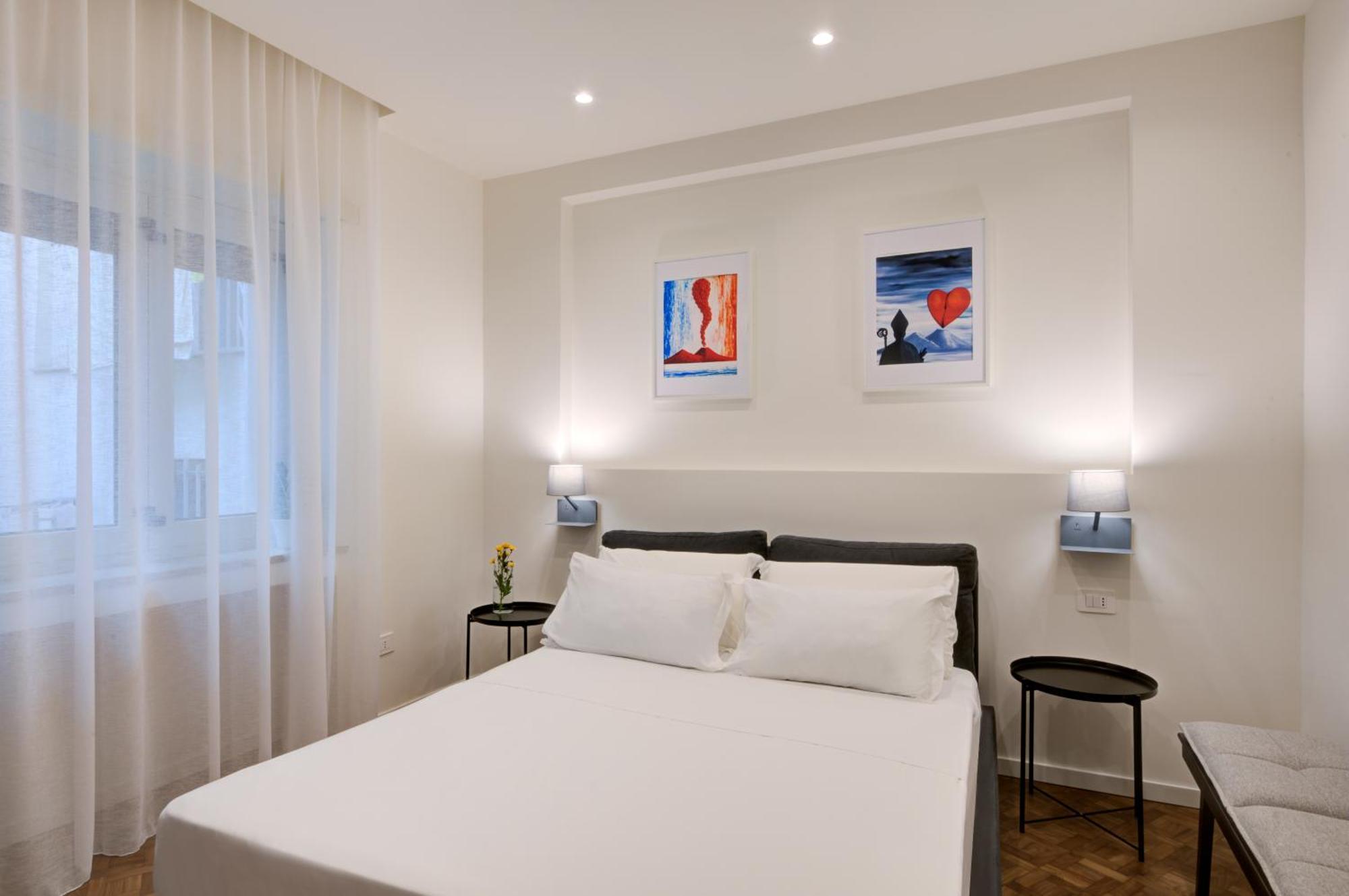 Well Suites - Piazza Dei Martiri Napoli Eksteriør billede