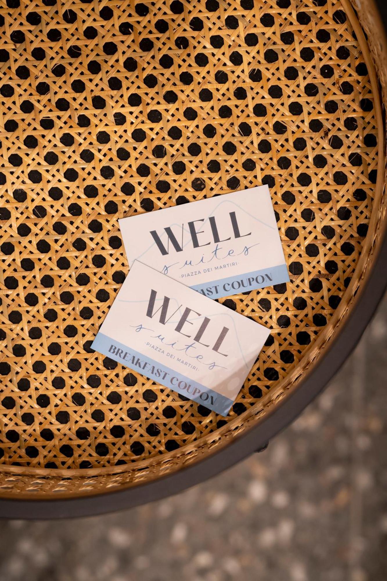 Well Suites - Piazza Dei Martiri Napoli Eksteriør billede