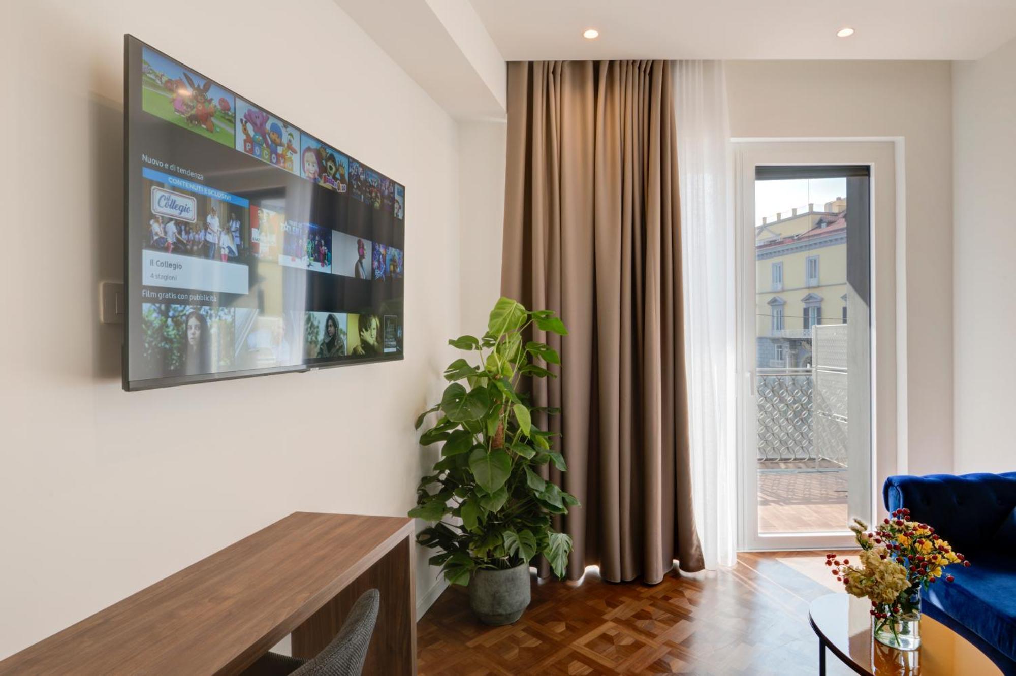 Well Suites - Piazza Dei Martiri Napoli Eksteriør billede